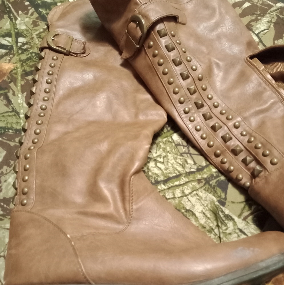 Madden Girl boots
